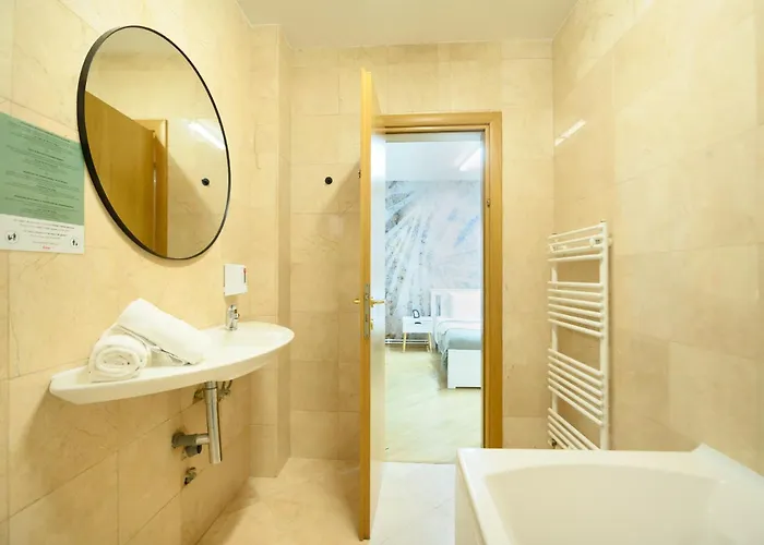 Cultural Gems- Modern 1br Near Museums Bukarest