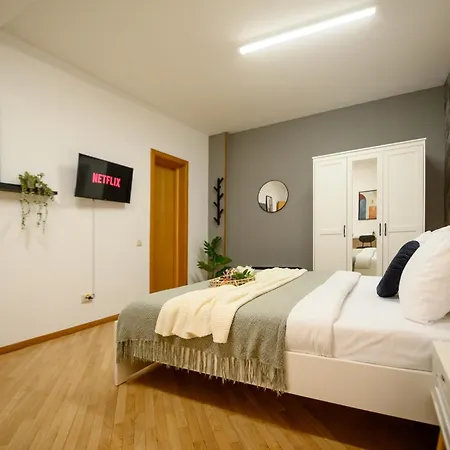 Apartamento Cultural Gems- Modern 1br Near Museums Bucarest