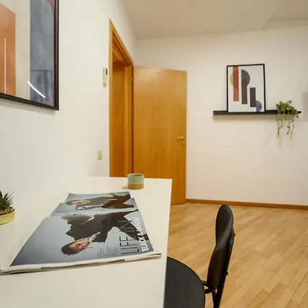 Cultural Gems- Modern 1br Near Museums דירה