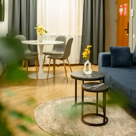 Apartament Cultural Gems- Modern 1br Near Museums Bukareszt