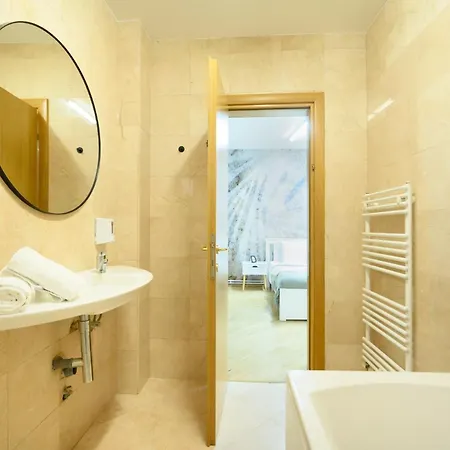 Cultural Gems- Modern 1br Near Museums Bucarest