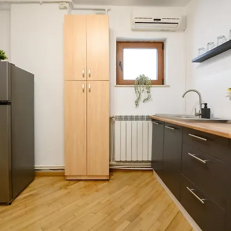 Cultural Gems- Modern 1br Near Museums Apartman Bukarest