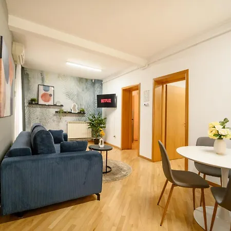 Cultural Gems- Modern 1br Near Museums * Bucharest